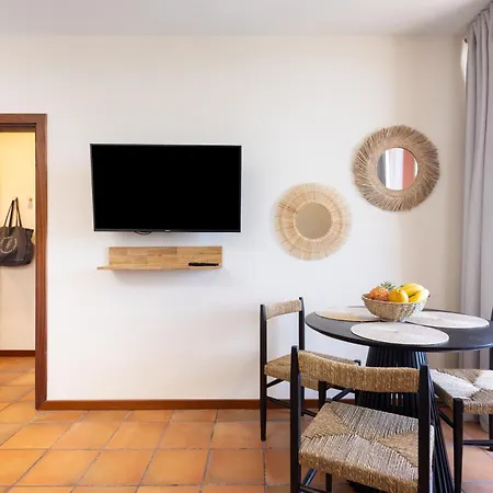 Amazing Beachfront Casa Corina I