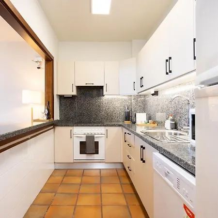 Amazing Beachfront Casa Corina I 公寓 *