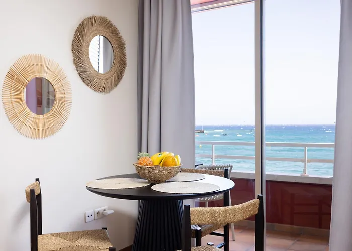 Apartman Amazing Beachfront Casa Corina I *